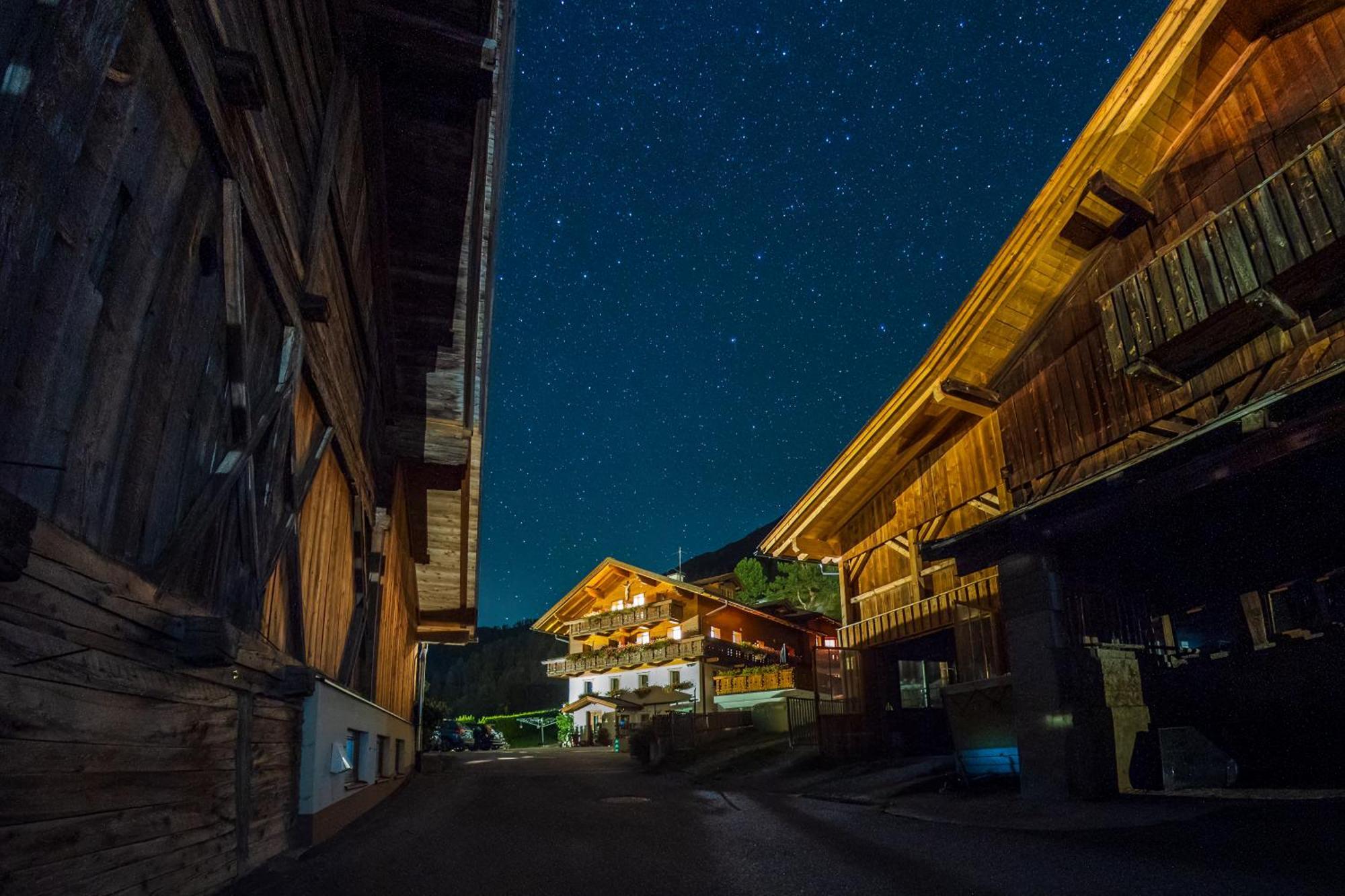 Apartmenthaus Innerkratzerhof Prägraten エクステリア 写真