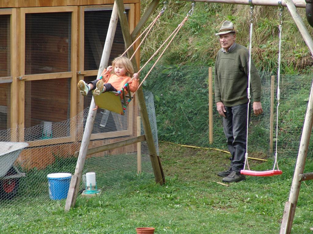 Apartmenthaus Innerkratzerhof Prägraten エクステリア 写真