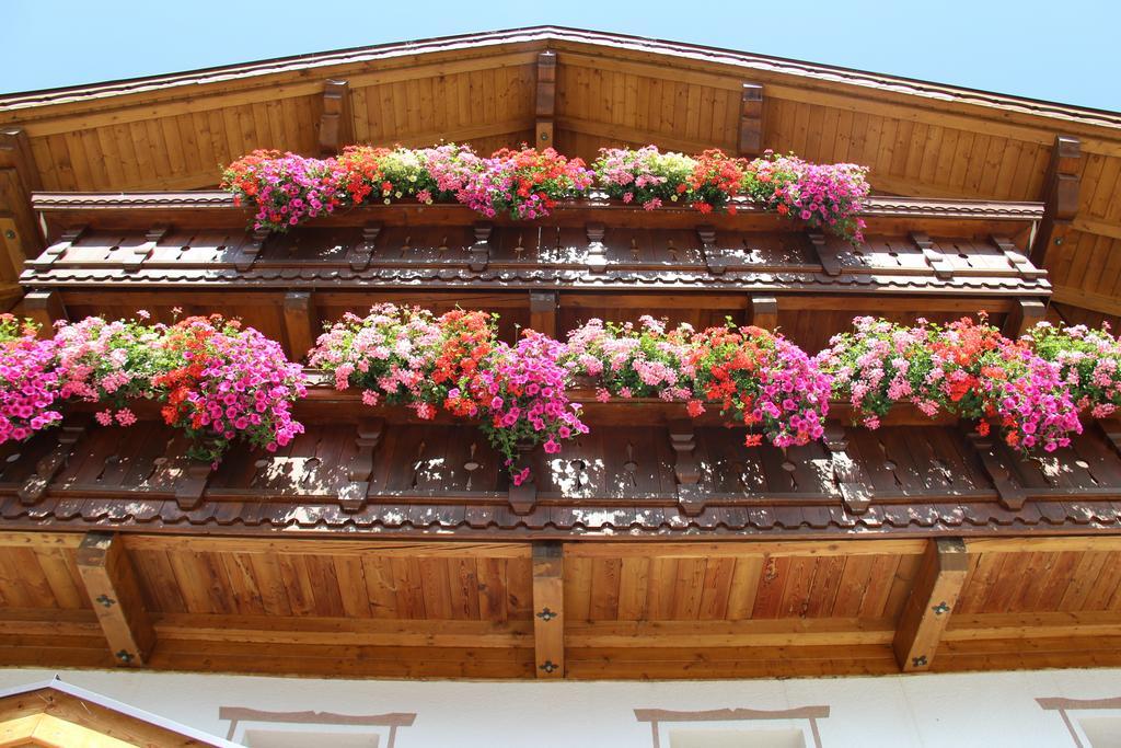 Apartmenthaus Innerkratzerhof Prägraten エクステリア 写真